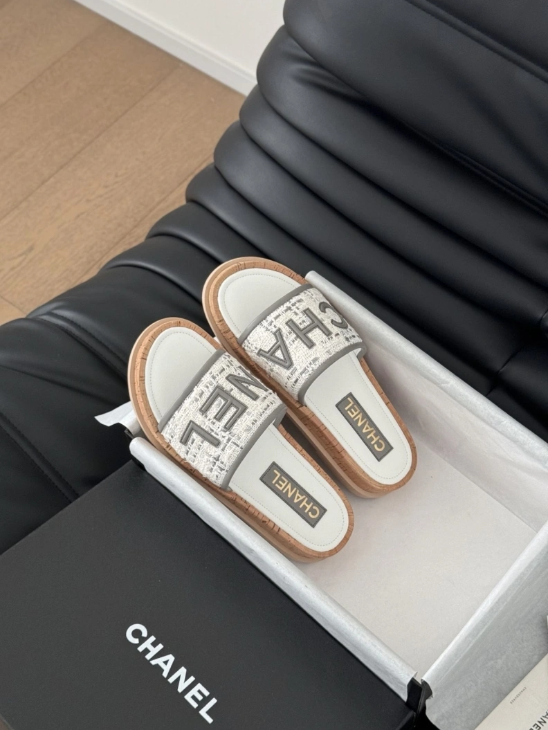 Chxnxl Slippers Resilient 117026
