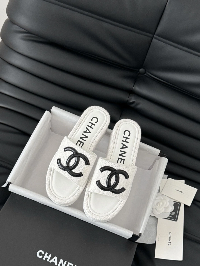 TopPick Chxnxl Slippers 117004