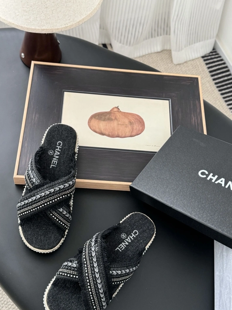 StreetReady Chxnxl Slippers 116993