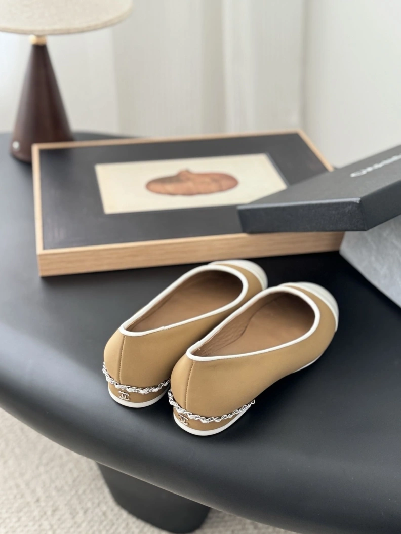 Durable Chxnxl Flat Shoes 117614