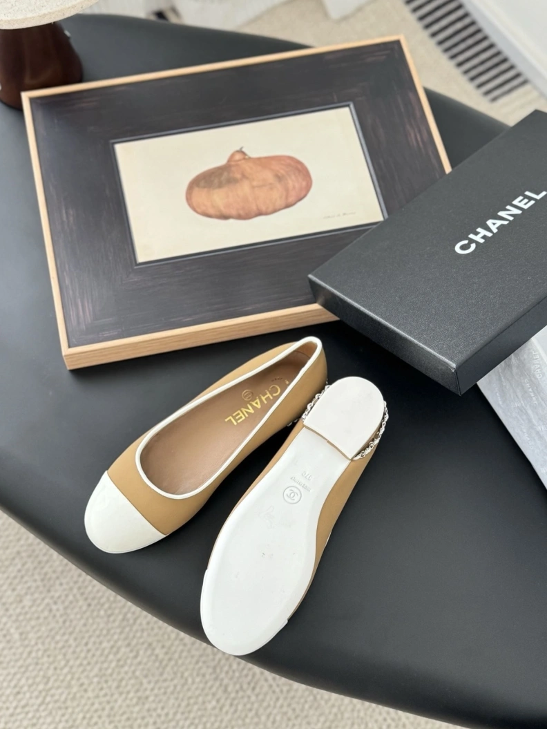 Durable Chxnxl Flat Shoes 117614