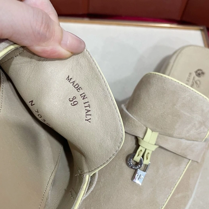 Othxr Slippers BestValue 208224