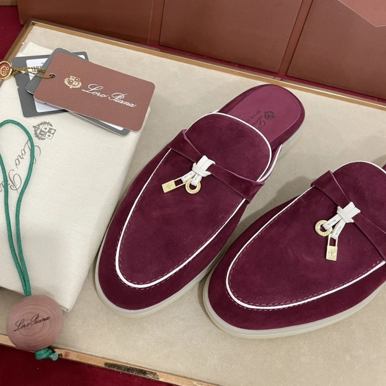 Comfortable Othxr Slippers 208221