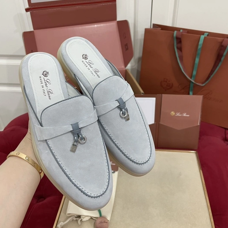 Trendsetting Othxr Slippers 208215