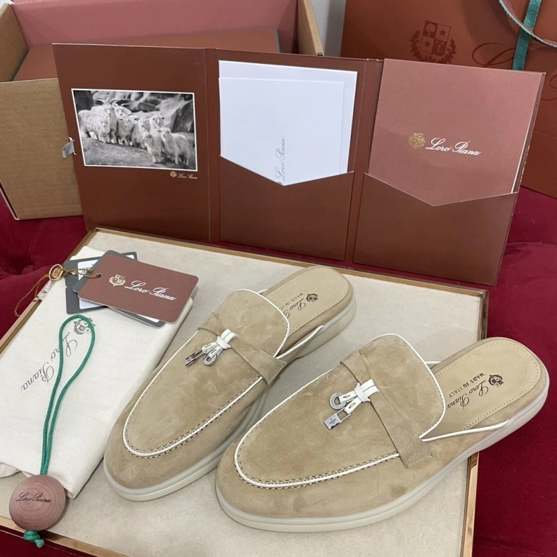 Othxr Slippers ModernLook 208217