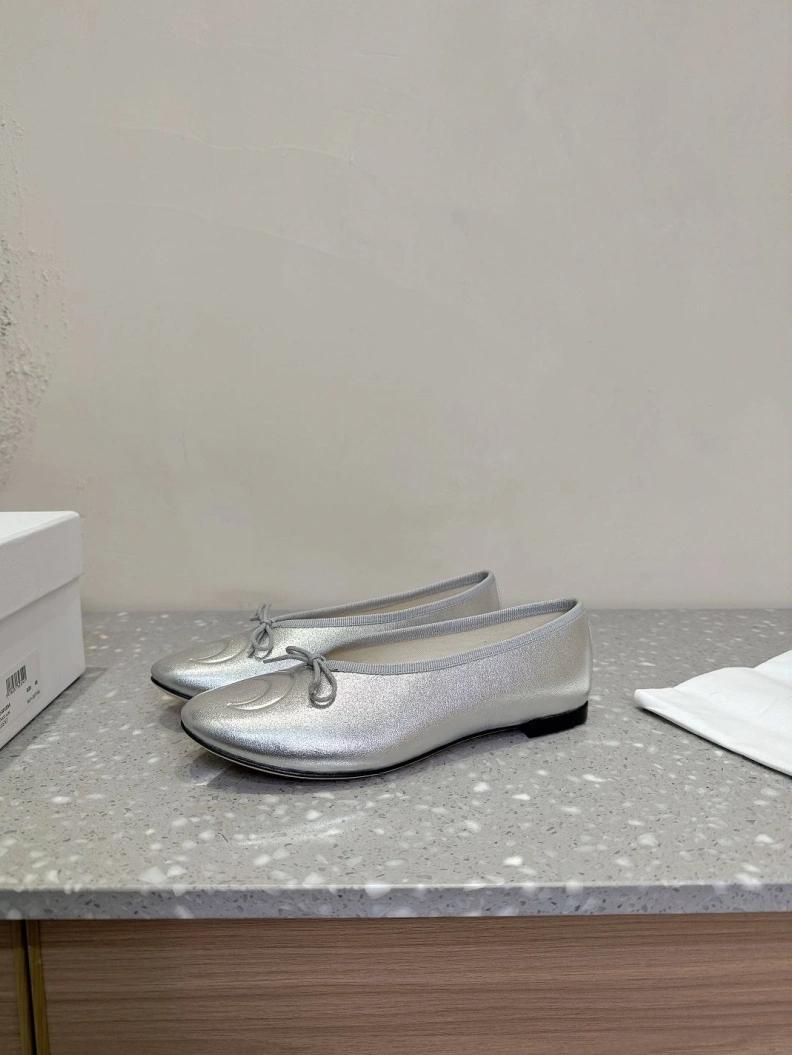 Refined Othxr Leather Shoes 208551