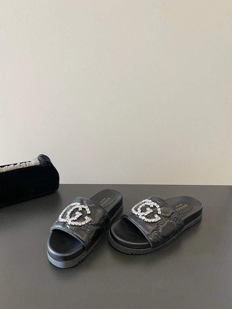 Reliable Gxccx Slippers 155097