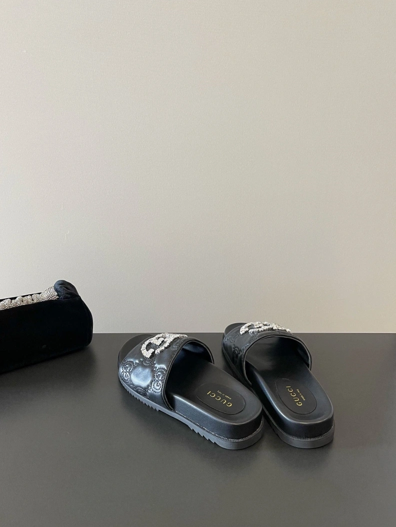 Reliable Gxccx Slippers 155097