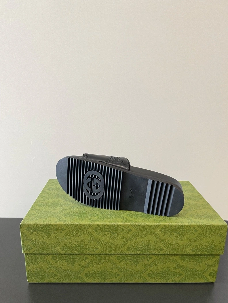 Reliable Gxccx Slippers 155097