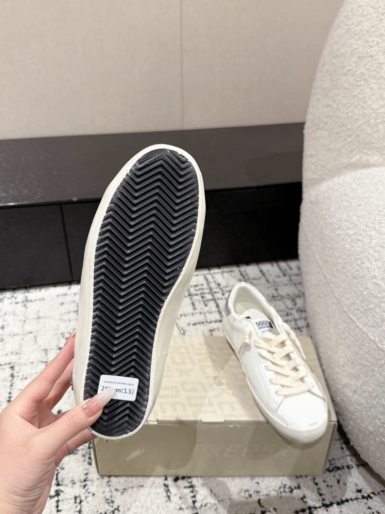 BestValue Othxr Sneakers 208024