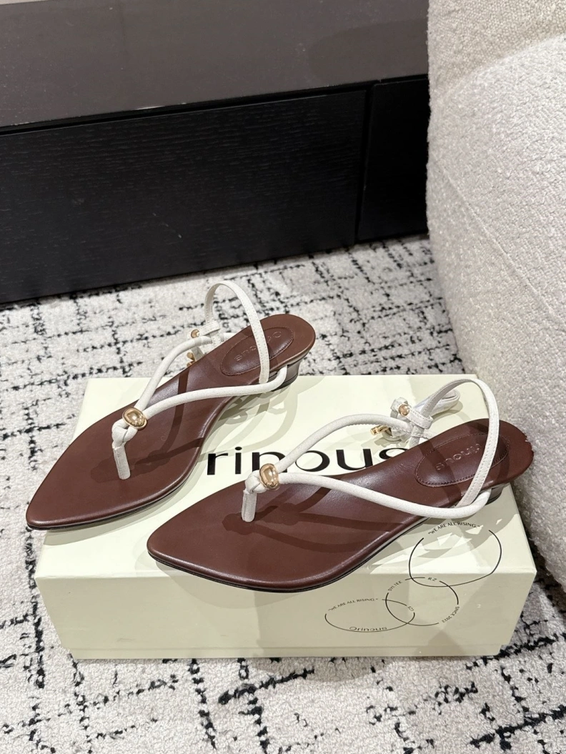 EyeCatching Othxr Sandals 208462