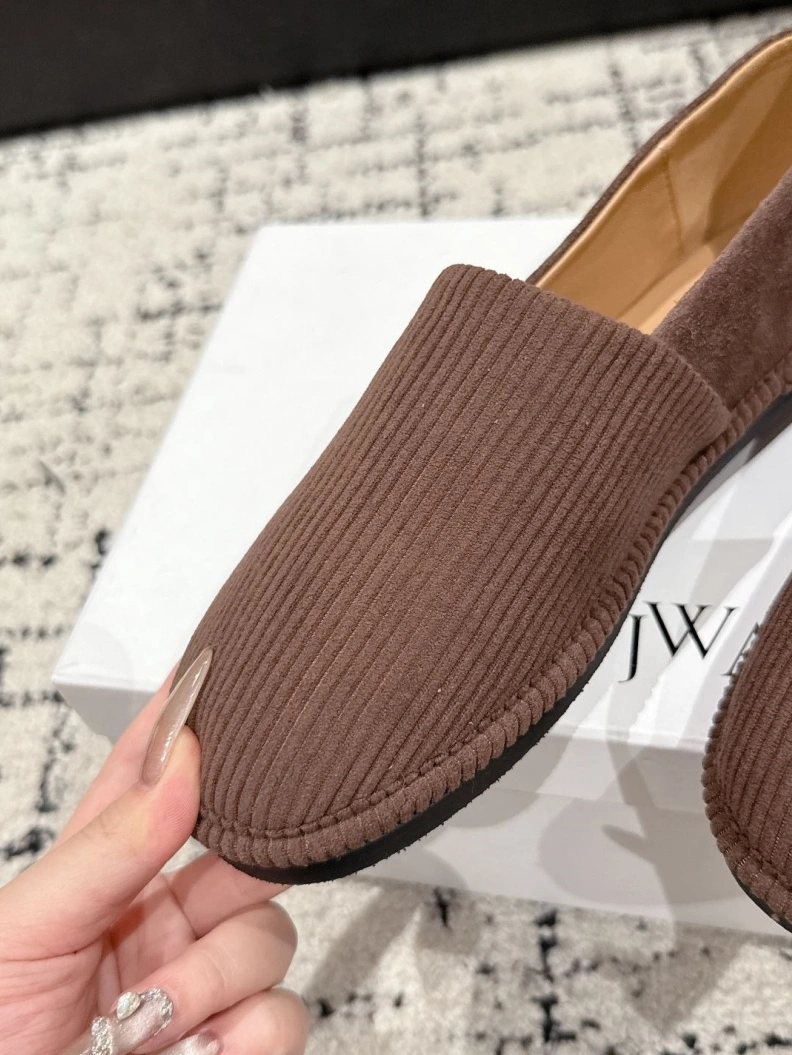 Othxr flat shoes Practical 208775