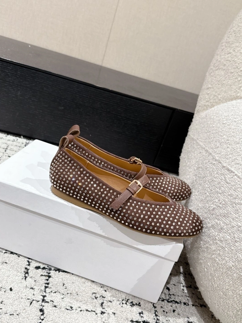 Othxr flat shoes Elegant 208770