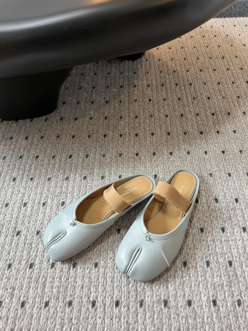 Fashionable Othxr flat shoes 208762