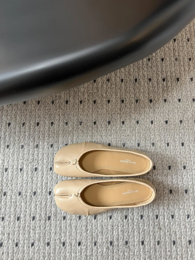 Bright Othxr flat shoes 208761