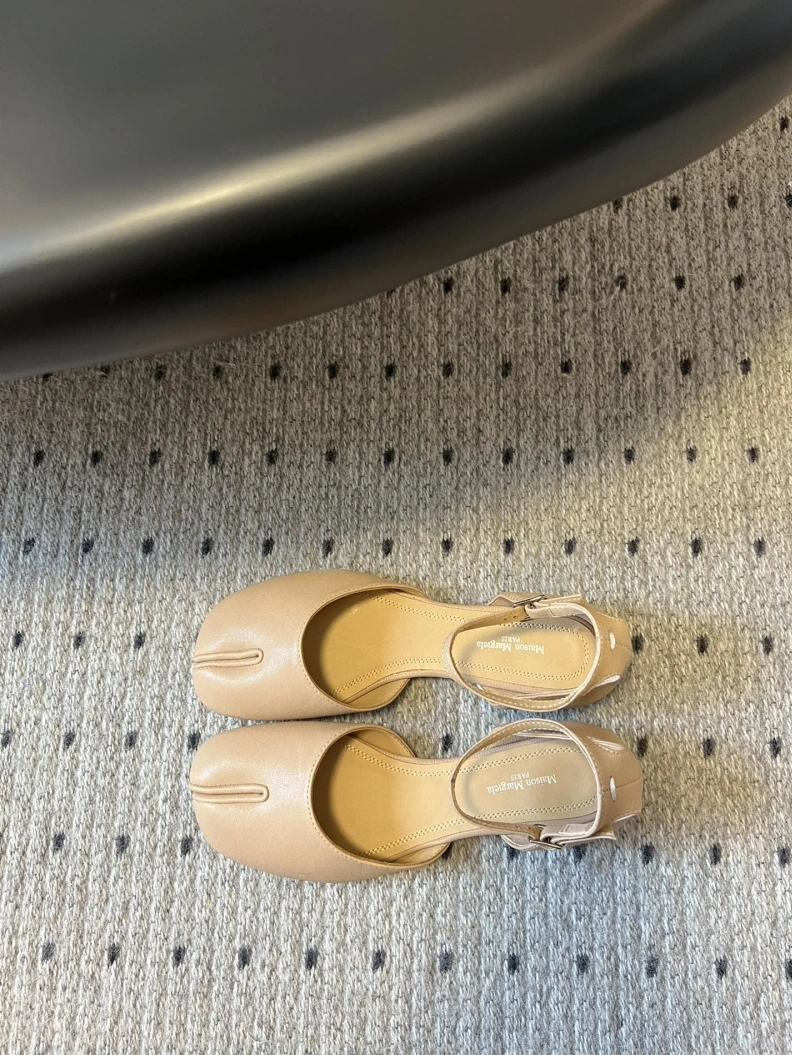 Functional Othxr flat shoes 208758