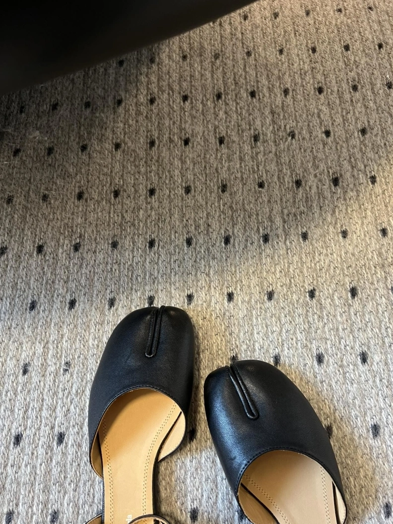 Othxr flat shoes BestValue 208753