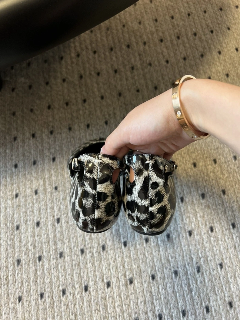 Othxr flat shoes ModernLook 208752
