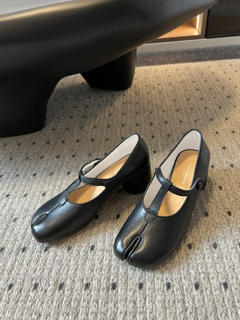 Othxr flat shoes Bold 208750