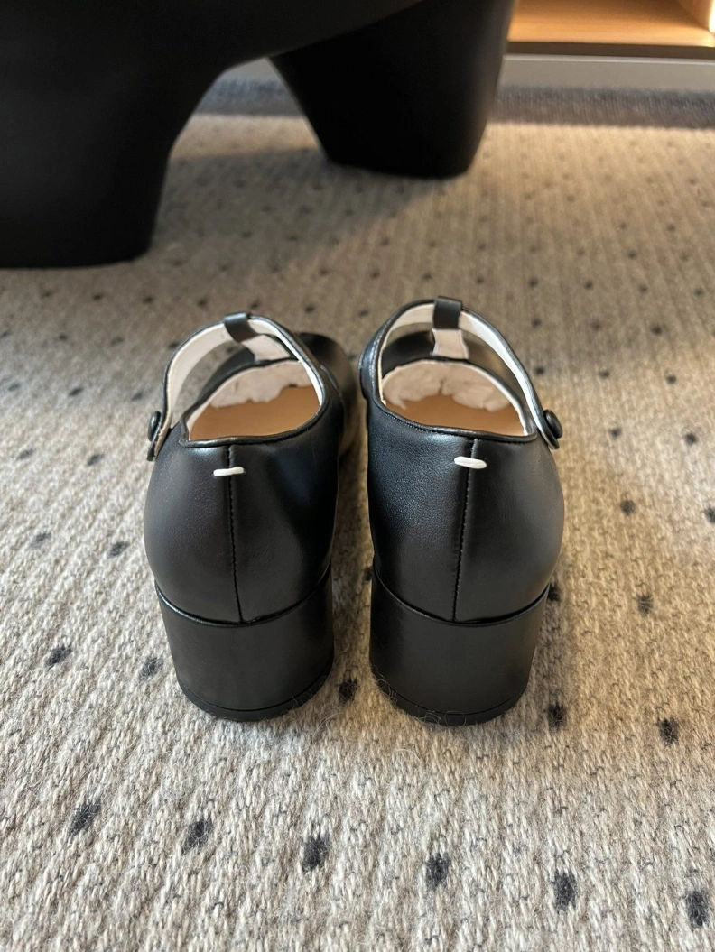 Othxr flat shoes Bold 208750