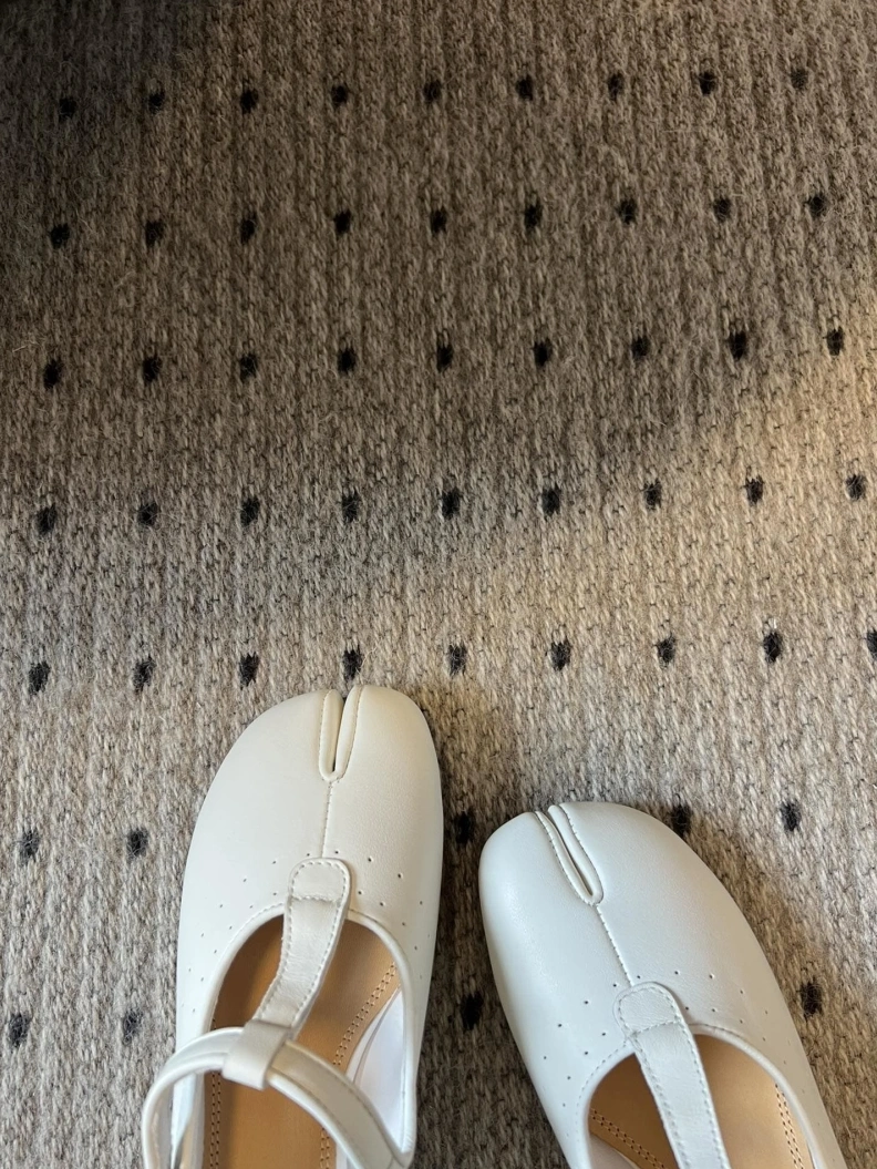 Othxr flat shoes Efficient 208747
