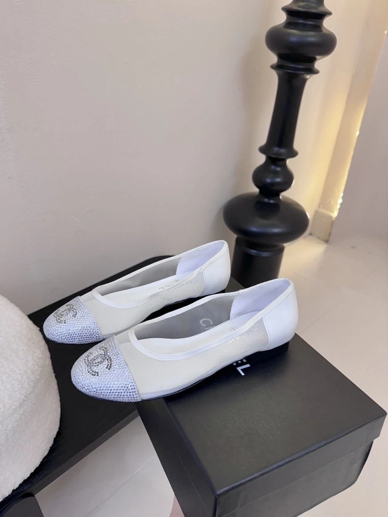 Othxr flat shoes ModernLook 208742