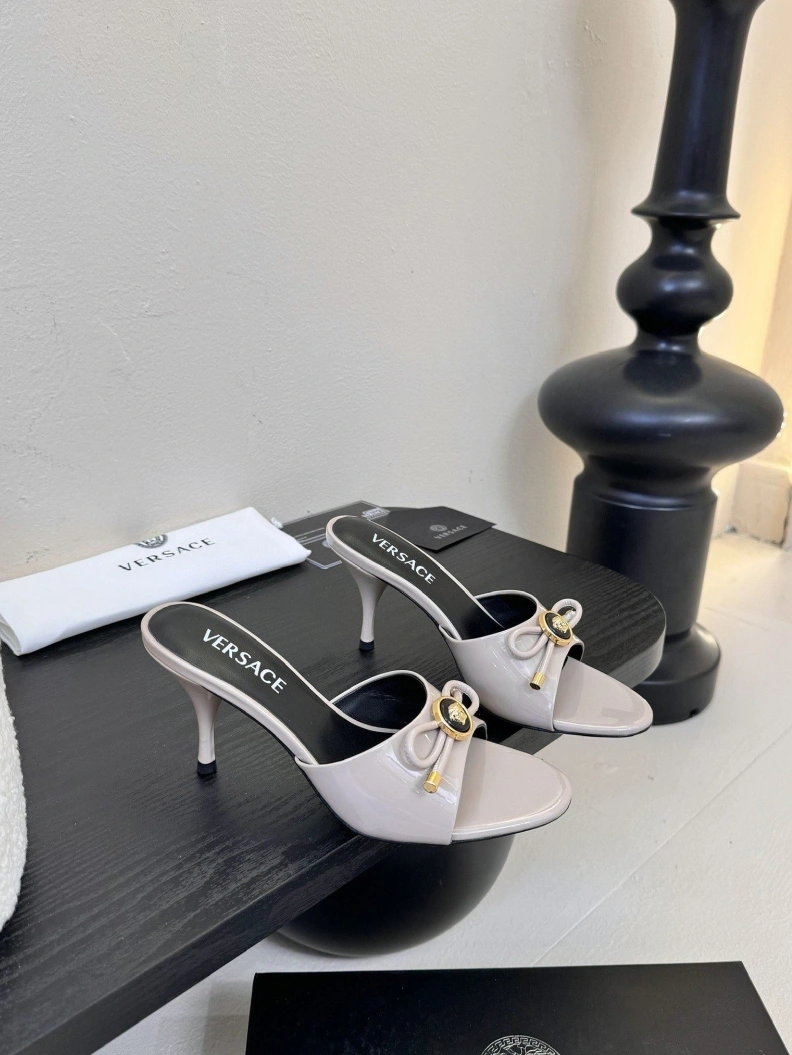Gxvxnchy Sandals AllSeason 151700