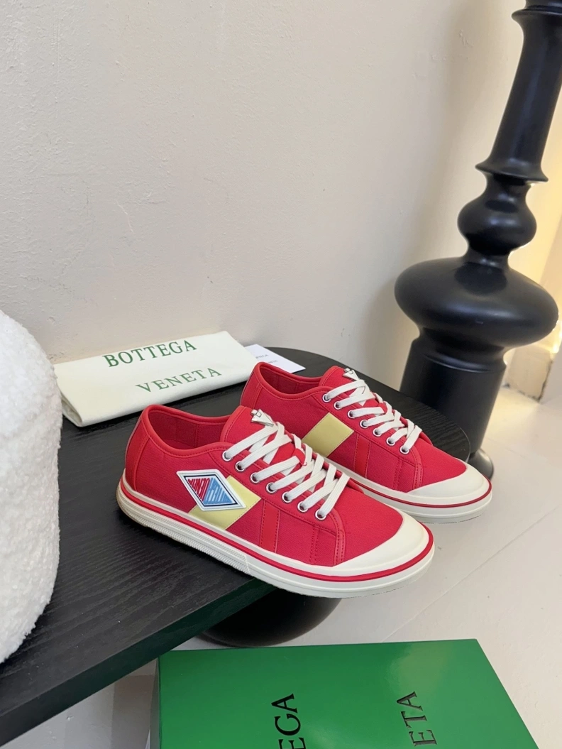 Bold Bxttxga Vxnxta Casual Shoes 112223