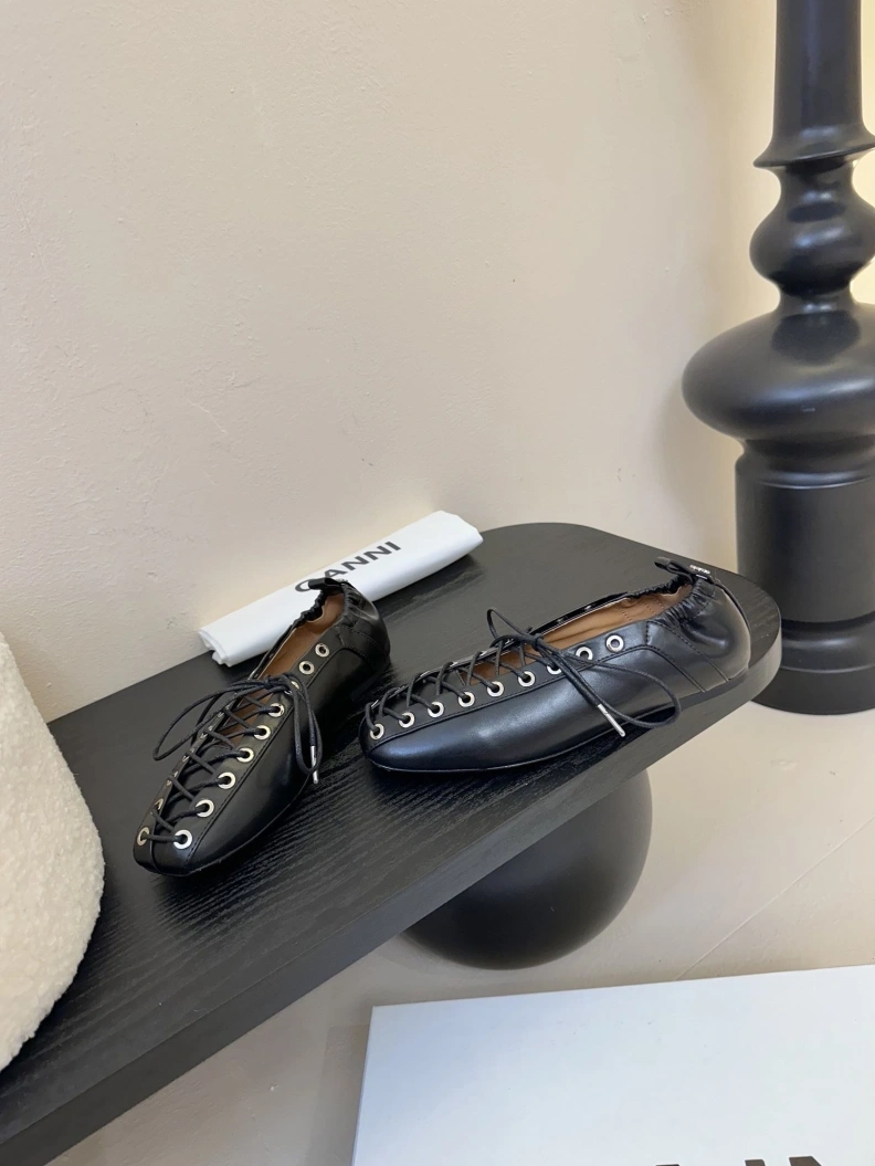 Timeless Othxr flat shoes 208725