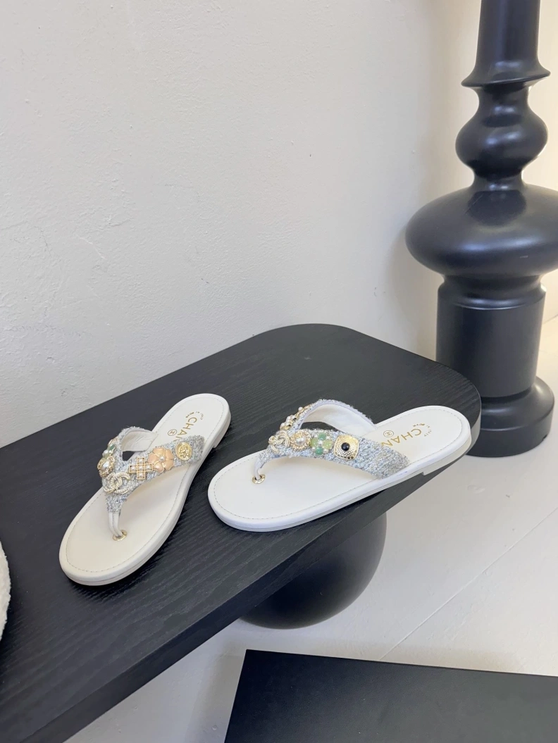 DailyWear Chxnxl Sandals 117305