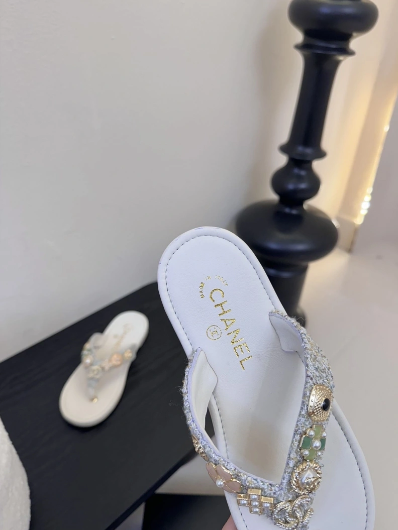 DailyWear Chxnxl Sandals 117305