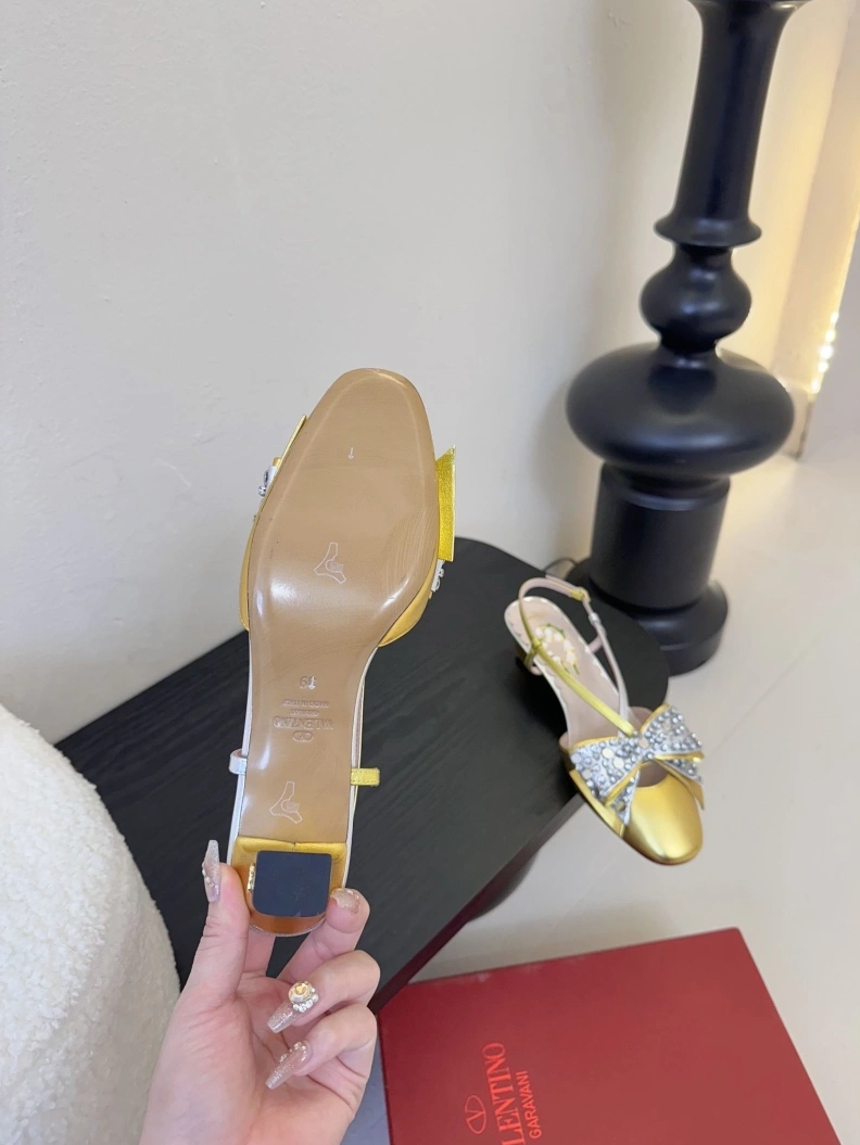 Sophisticated Vxlxntino Sandals 228707