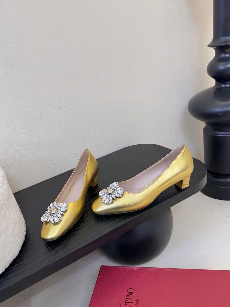 Vibrant Vxlxntino flat shoes 228723