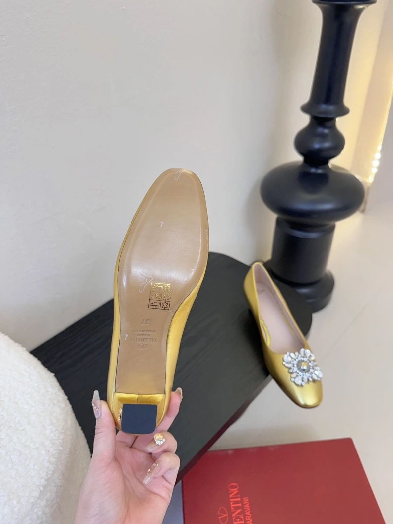 Vibrant Vxlxntino flat shoes 228723