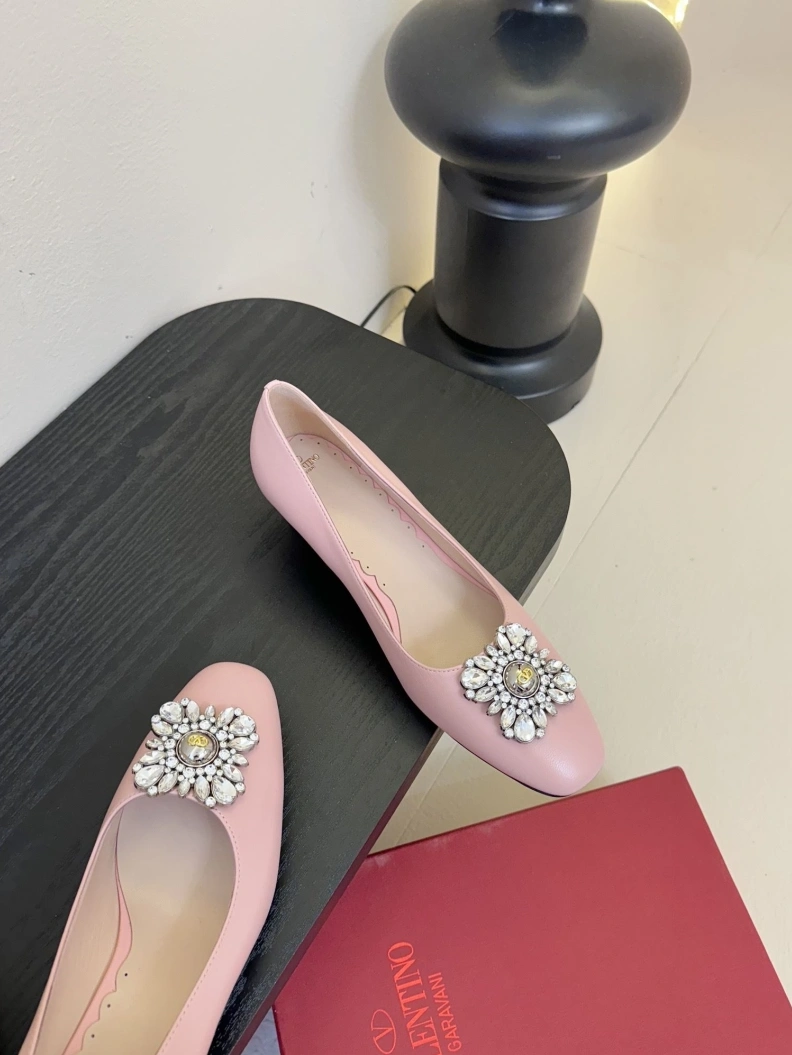 Versatile Vxlxntino flat shoes 228716