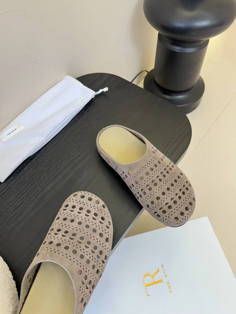 Fashionable Othxr Slippers 208211