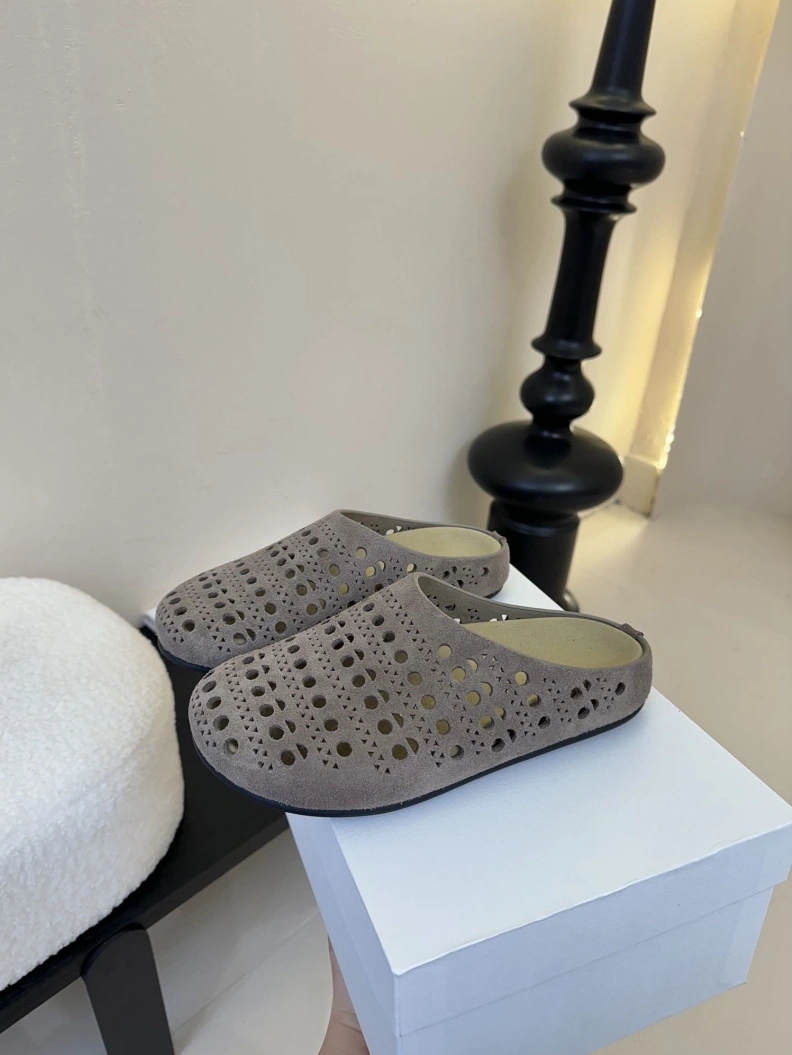 Fashionable Othxr Slippers 208211