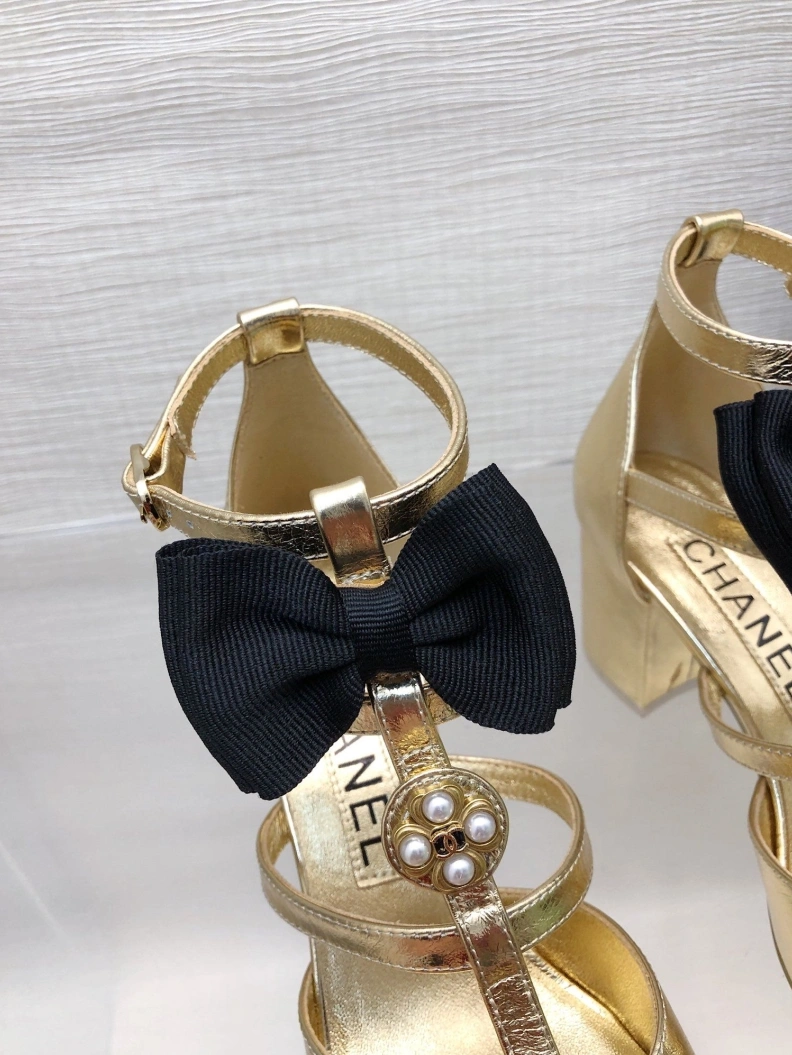 EyeCatching Chxnxl Sandals 117296