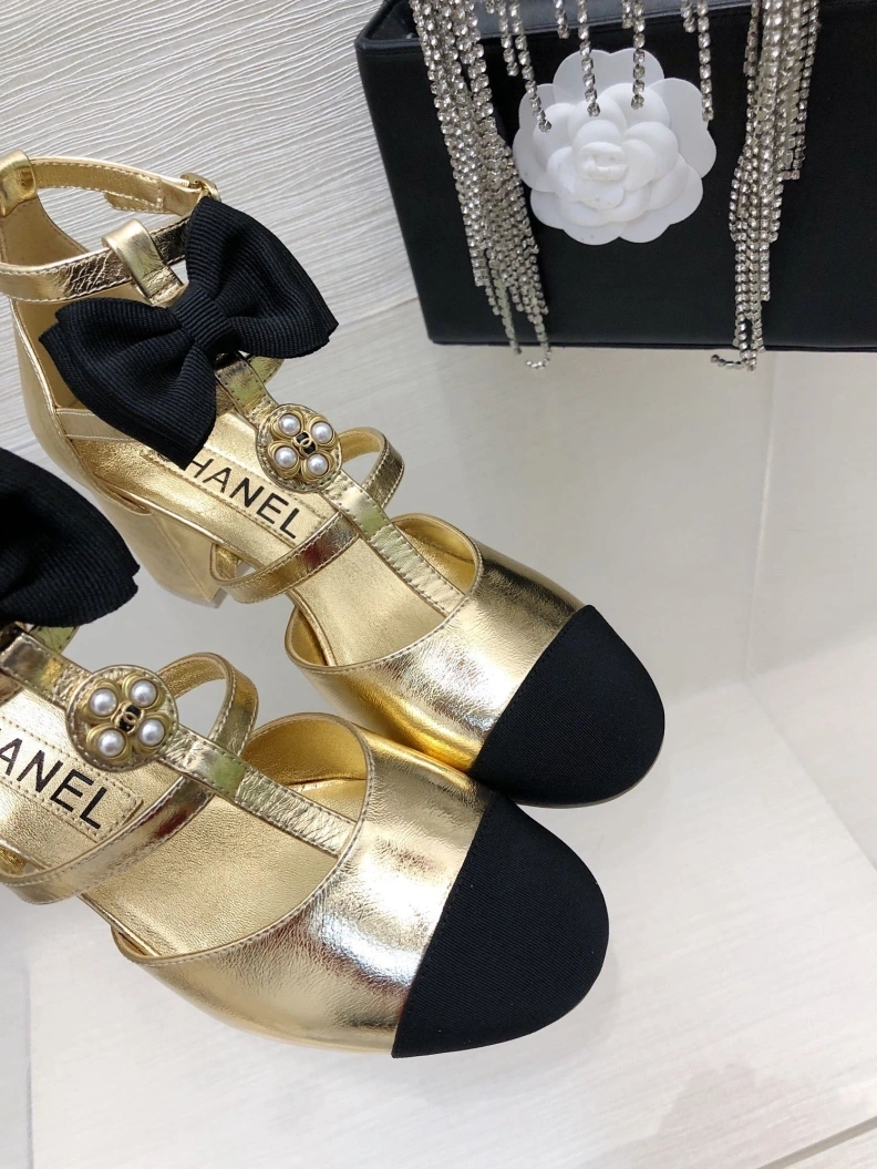 EyeCatching Chxnxl Sandals 117296