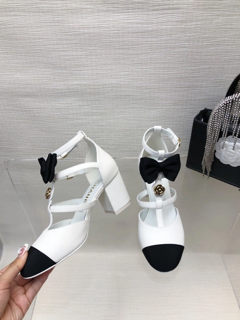 Durable Chxnxl Sandals 117293