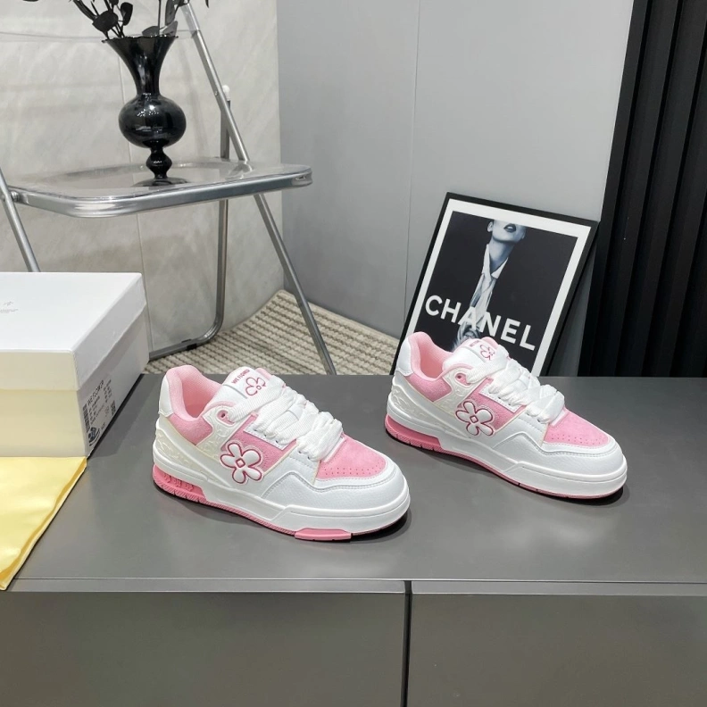 Efficient Othxr Sneakers 208011