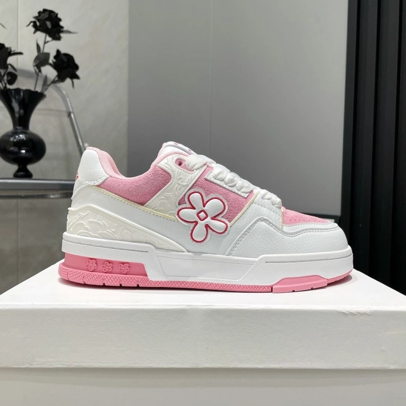 Efficient Othxr Sneakers 208011