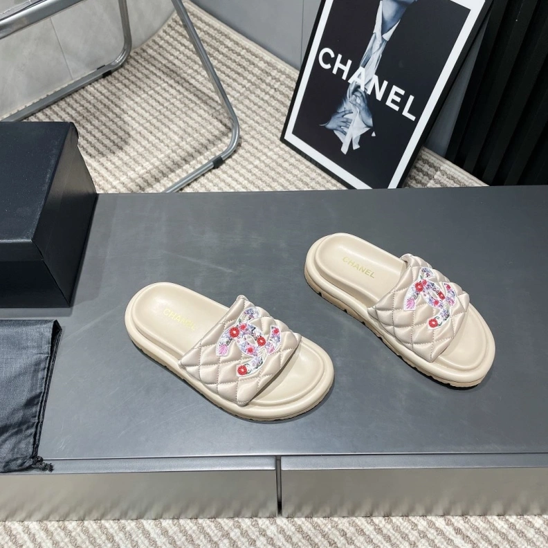 SportInspired Chxnxl Slippers 117009