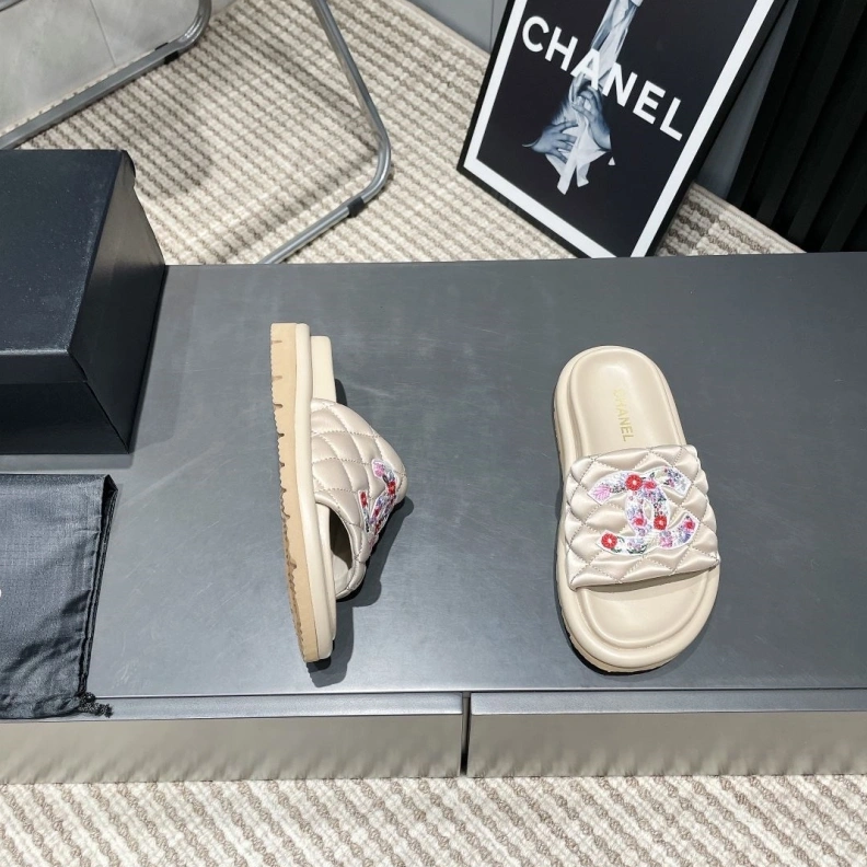 SportInspired Chxnxl Slippers 117009