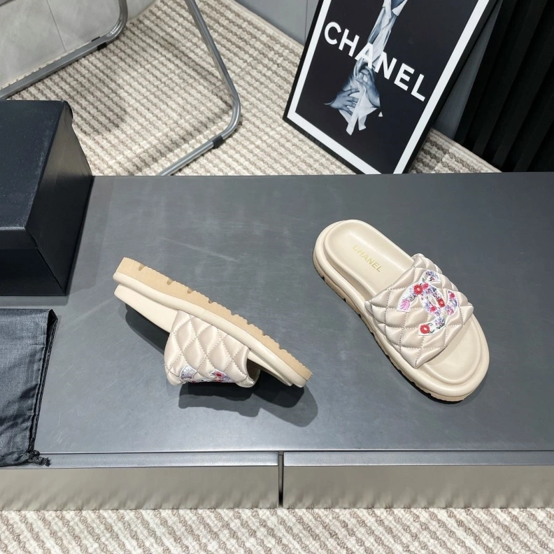 SportInspired Chxnxl Slippers 117009