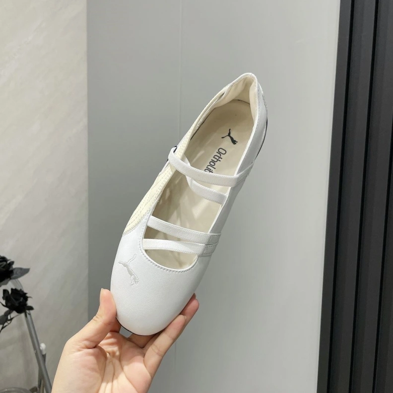 Sleek Othxr flat shoes 208735