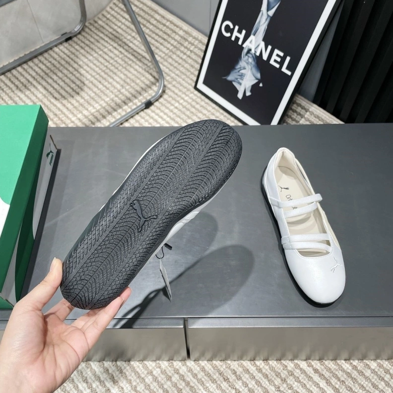 Sleek Othxr flat shoes 208735