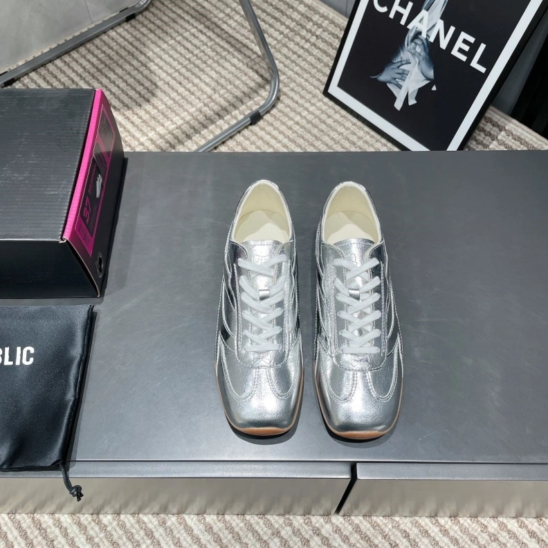 Trendsetting Othxr Sneakers 207991