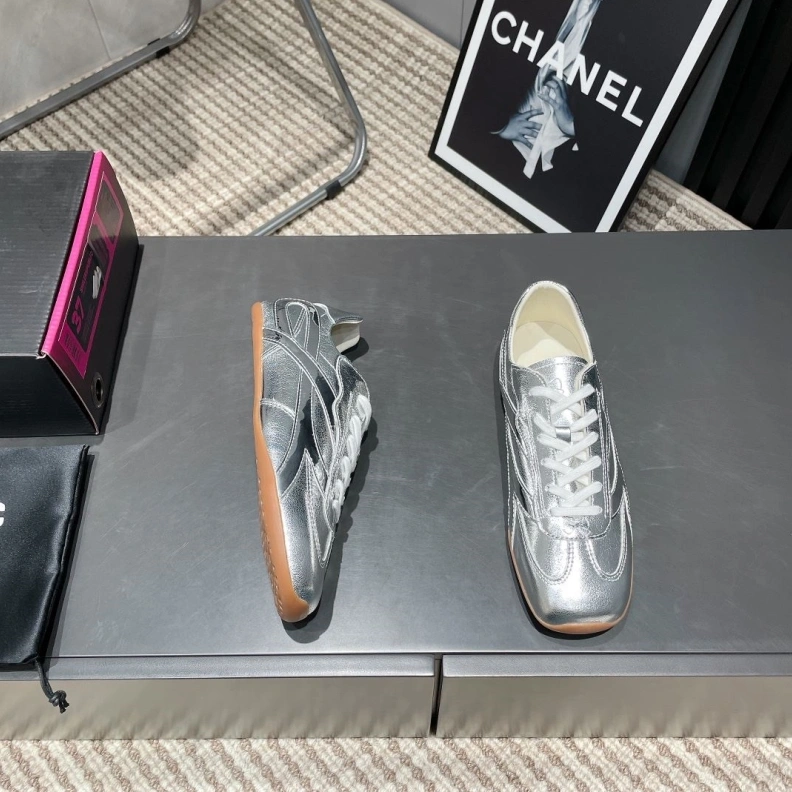 Trendsetting Othxr Sneakers 207991