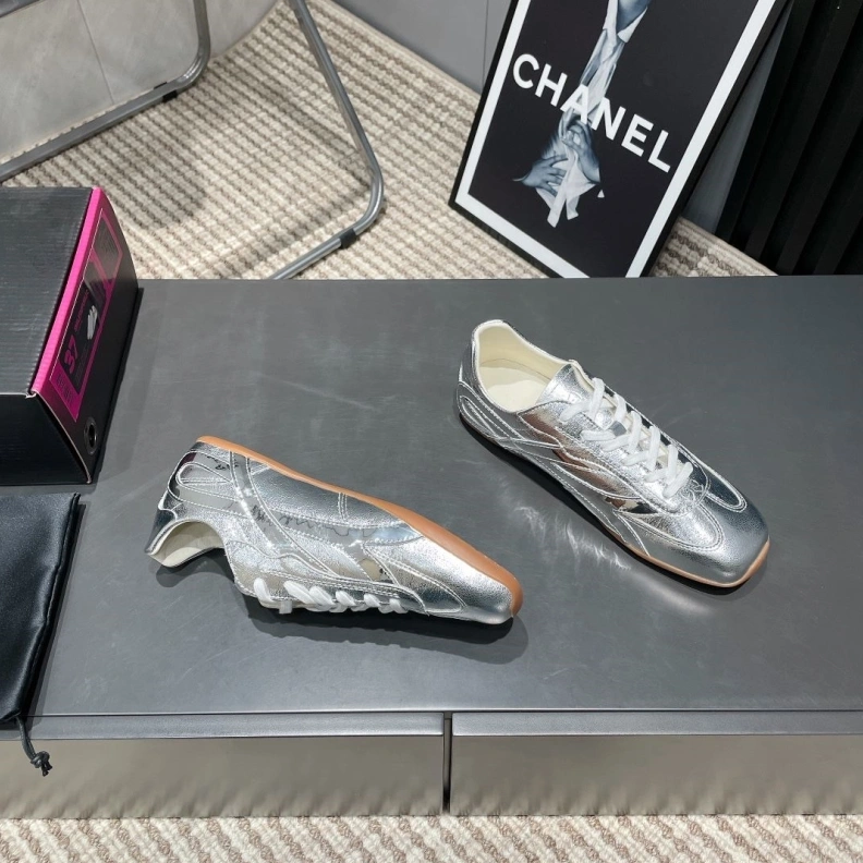 Trendsetting Othxr Sneakers 207991